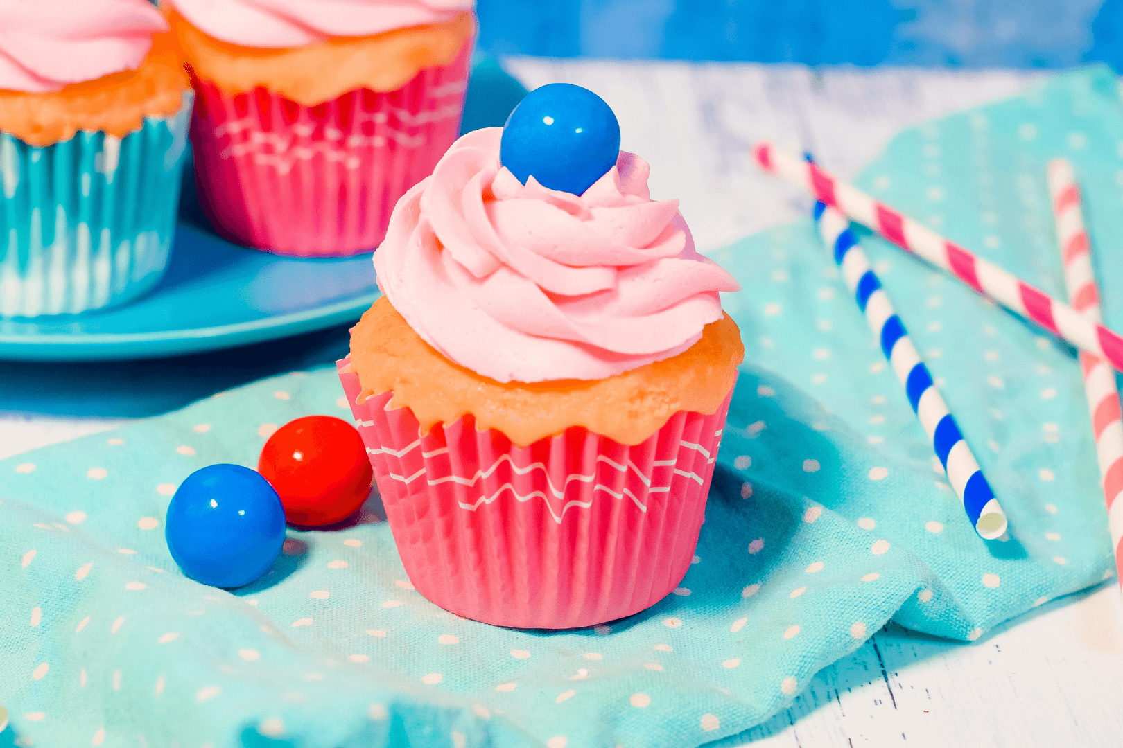 How To Make Bubblegum Cupcakes | The TipToe Fairy