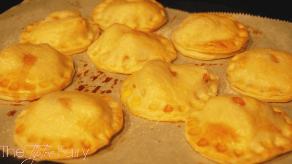 freshly baked peaches and cream pie cookies