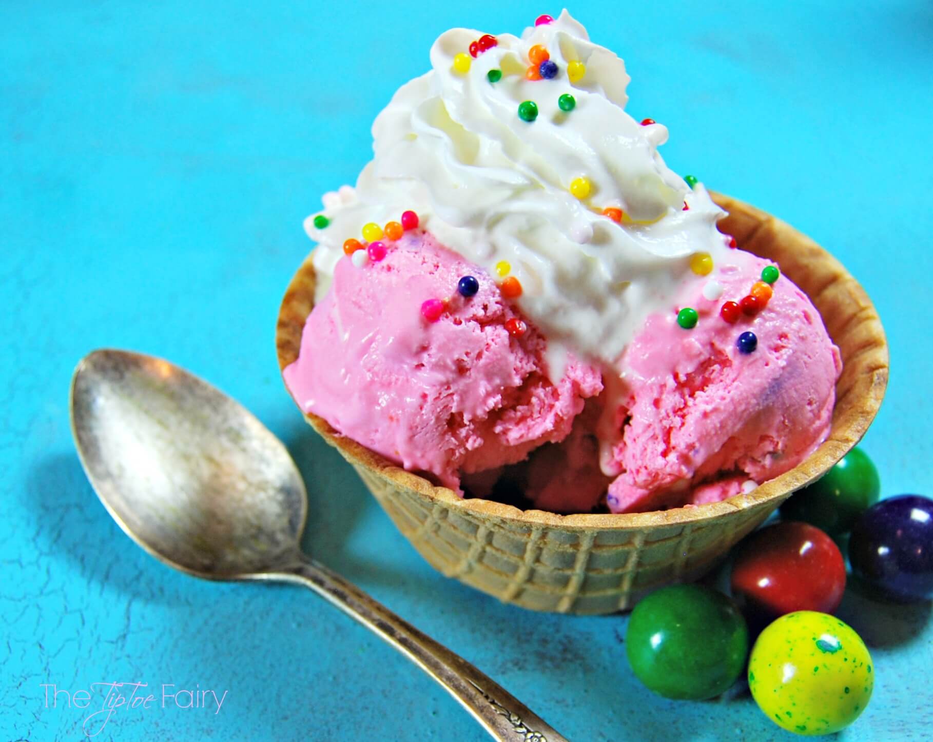 Homemade Bubblegum Ice Cream - House of Yumm