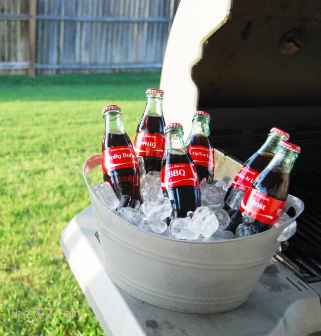 Make Your Own Galvanized-like Mini Tubs from the dollar store! @CocaCola #ShareACoke #ad | The TipToe Fairy