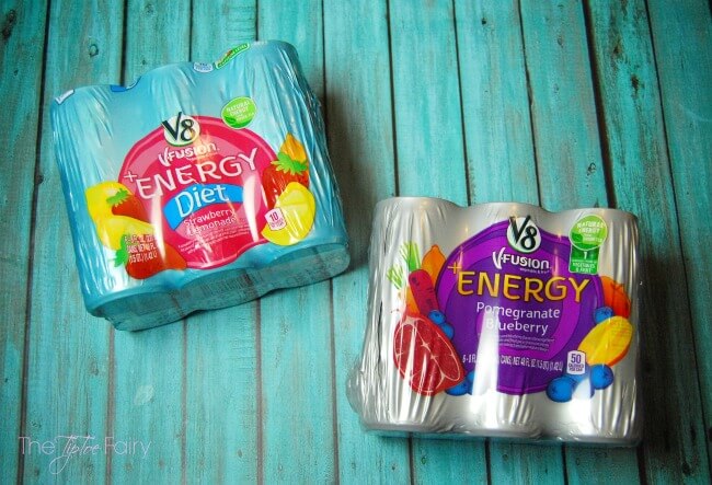 Make an Energizing DIY Sports Mom Kit to bring with you when your kids are at sports practice! #ad #V8EnergyBoost | The TipToe Fairy