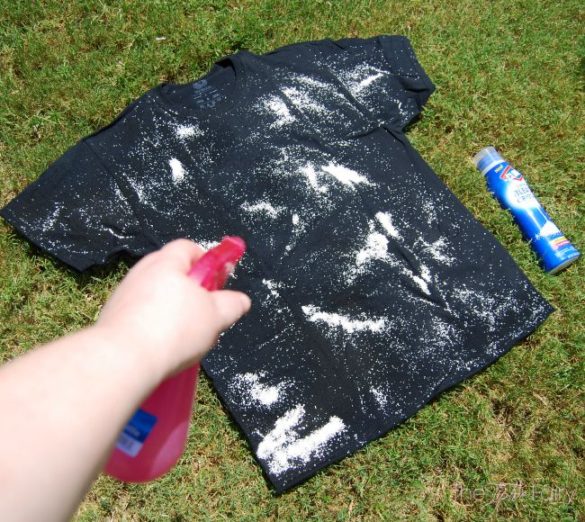Reverse TieDye Tutorial with Clorox® Bleach Crystals™ The TipToe Fairy