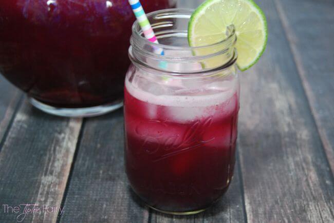 Make Blueberry Lemonade completely in the Blender - No juicing! #ad #HamiltonBeachBlenders @HamiltonBeach | The TipToe Fairy