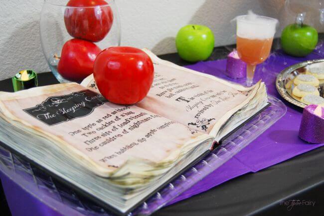 Make a DIY Spell Book for your Descendants movie-watching tablescape #Disney #VillainDescendants #ad | The TipToe Fairy
