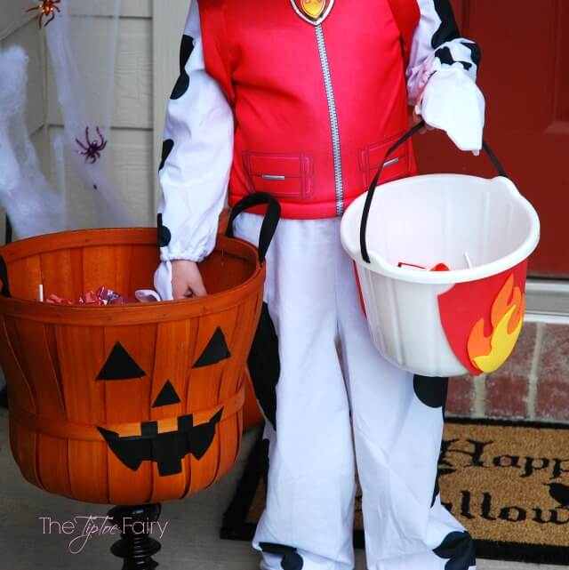 PAW Patrol Halloween costumes and accessories from Party City #ad #NickSpooktacular | The TipToe Fairy