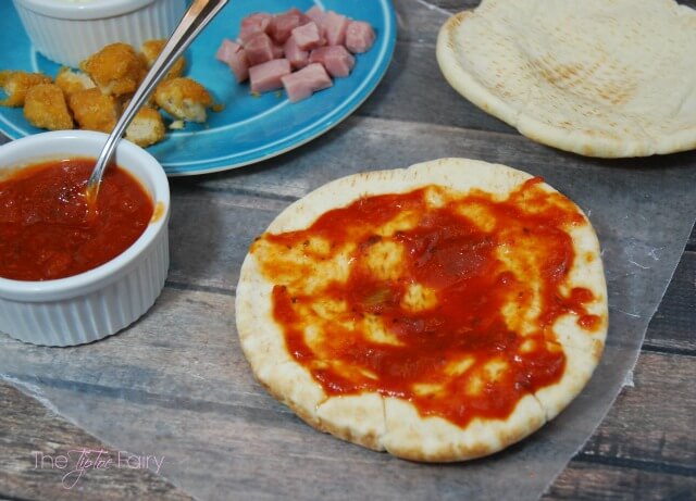 Chicken Nugget Pizza - an easy meal your kids will love! #ad | The TipToe Fairy
