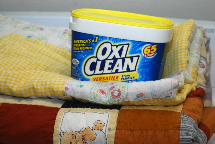 Did OxicClean get the stains out of my Heirloom Quilts? See my before & after! #ad 