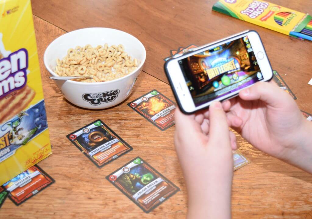 #BigGBattlecast w/family game morning! Exclusive cards w/ @GenMillsCereal & #Battlecast #ad
