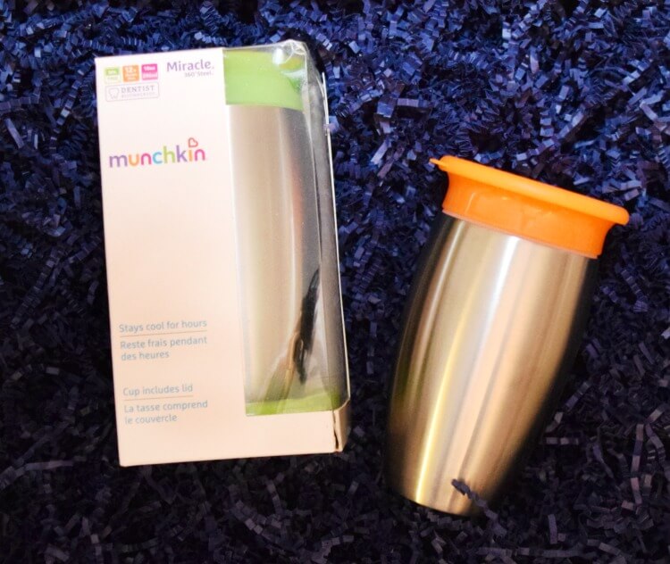 A stainless steel sippy cup that doesn't leak! #BabyBabbleboxx #munchkinmoments #itsthelittlethings #ad 