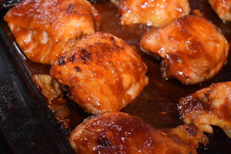 Dinner tonight! 3-ingredient Easy Baked BBQ Chicken Thighs! #yum #food #foodie