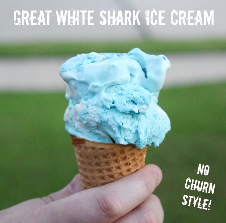 Great White Shark Ice Cream - no churn style for Jaws movie night! #MovieMondayChallenge #icecream