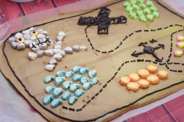 Make this Pirate Treasure Map Candy Bark! Perfect for party treats! #ad #PostCerealCreations