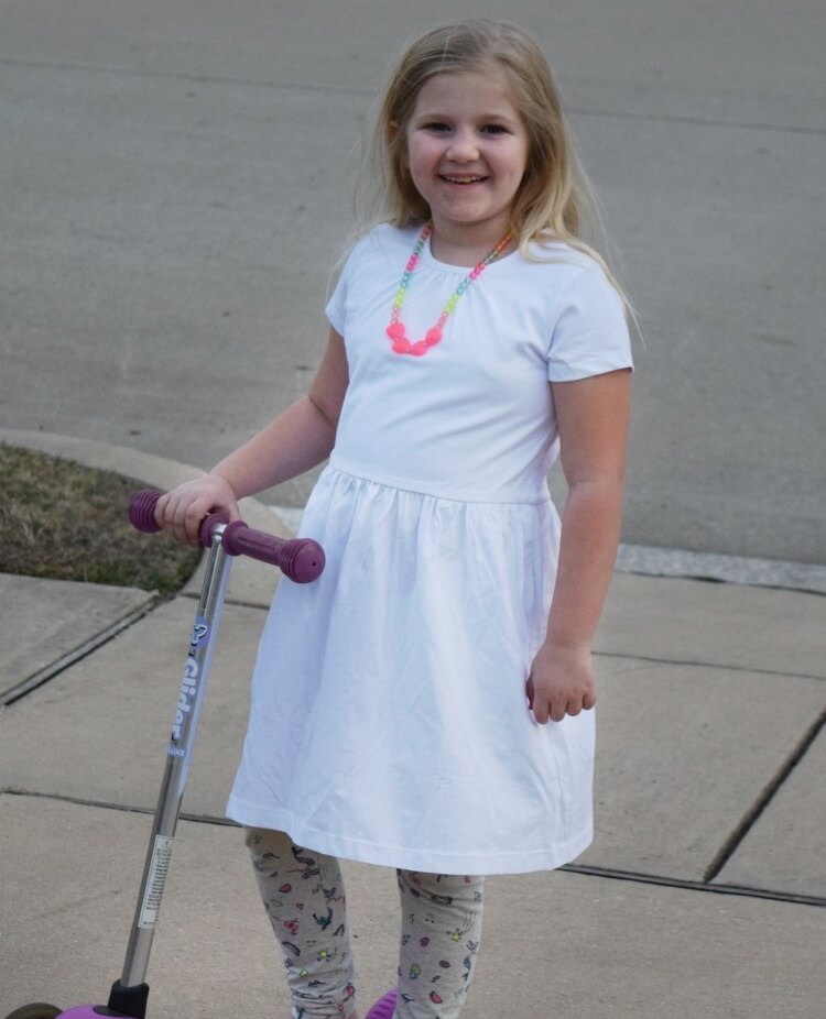 The white knit dress before tie dyeing. 