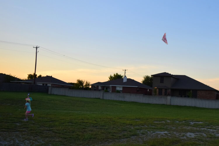 DIY Trash Bag Kite - It flew!