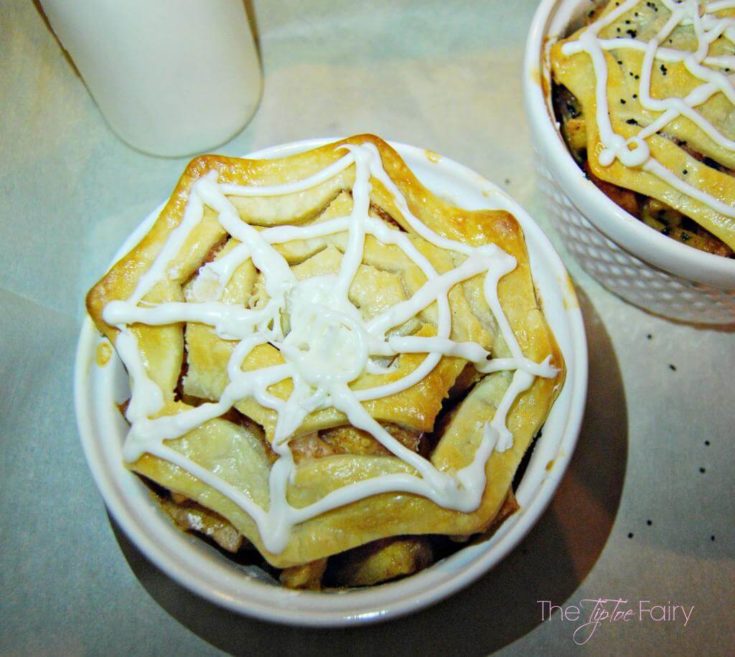 Spider Web Mini Peach Cobblers