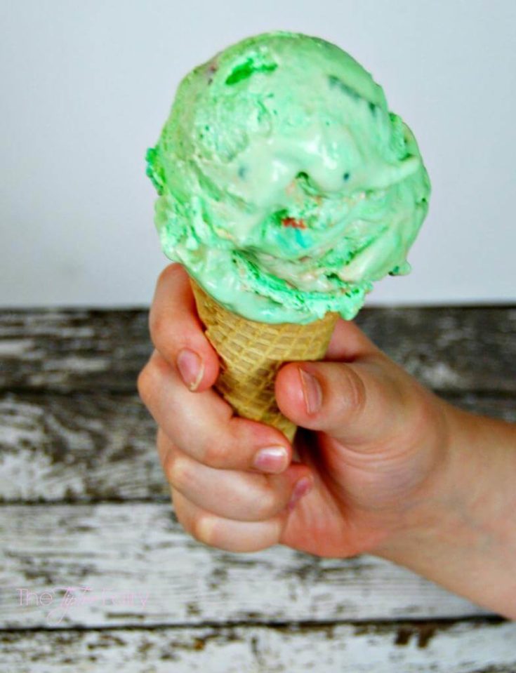 Green Apple Ice Cream with Zours Candy