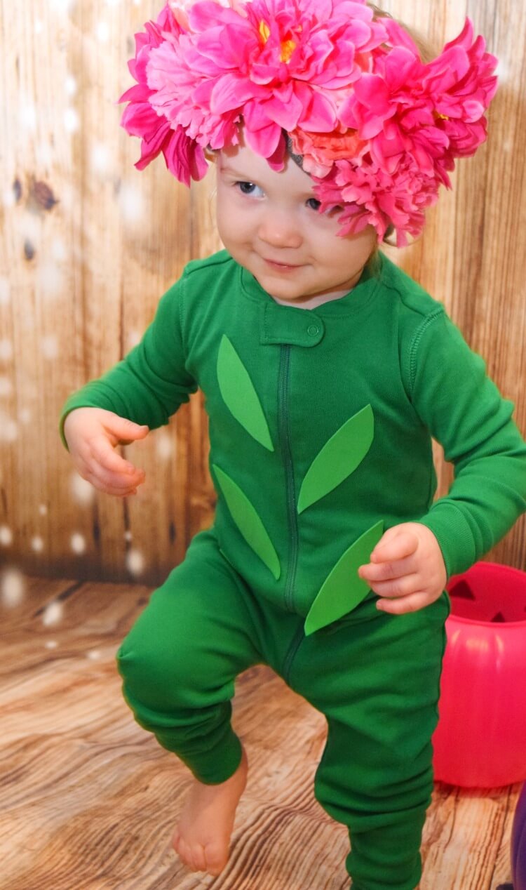 Easy Budget Friendly Flower Costume