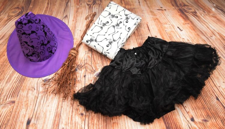 Supplies for Cheap Witch Costume