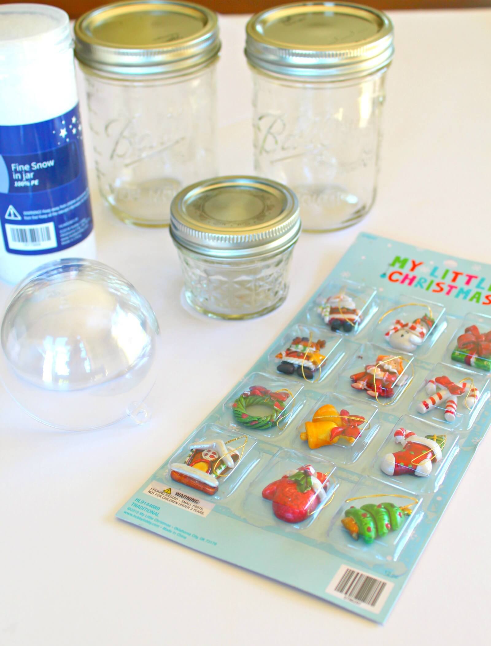 Let's Make a Mason Jar Christmas Snow Globe | The TipToe Fairy
