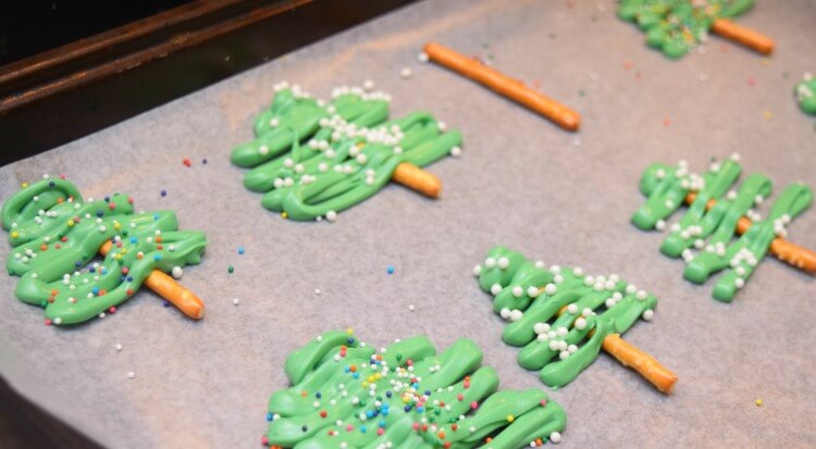 Make Candy Melt Christmas Trees