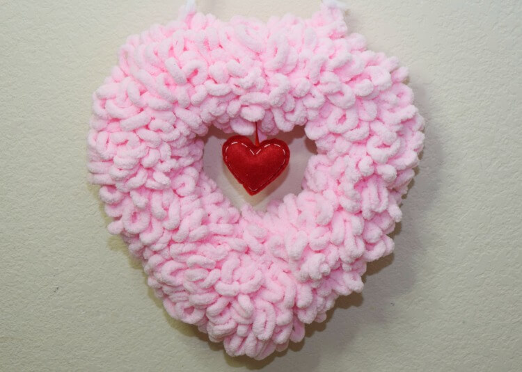 Loopy Yarn Heart Wreath