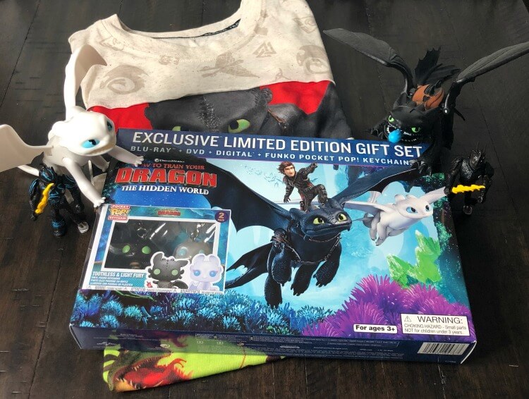 How to Train Your Dragon 3 - toys and DVD movie