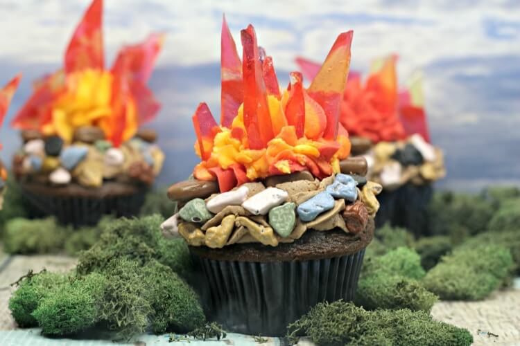 Finished Campfire Cupcakes complete with candy flame shards. 