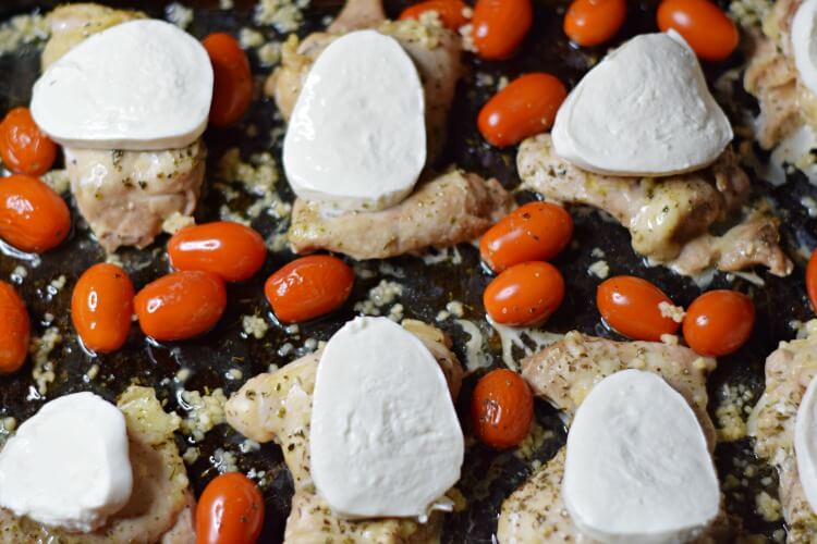 adding fresh mozzarella to Chicken Thighs 