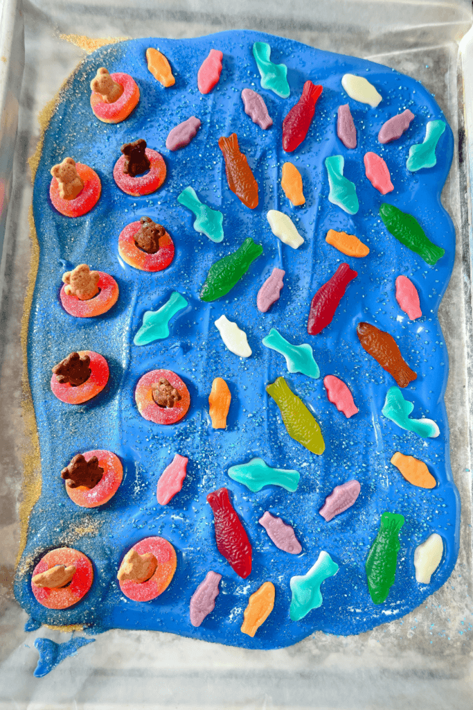 A full view of the entire finished ocean beach chocolate bark before freezing it. 