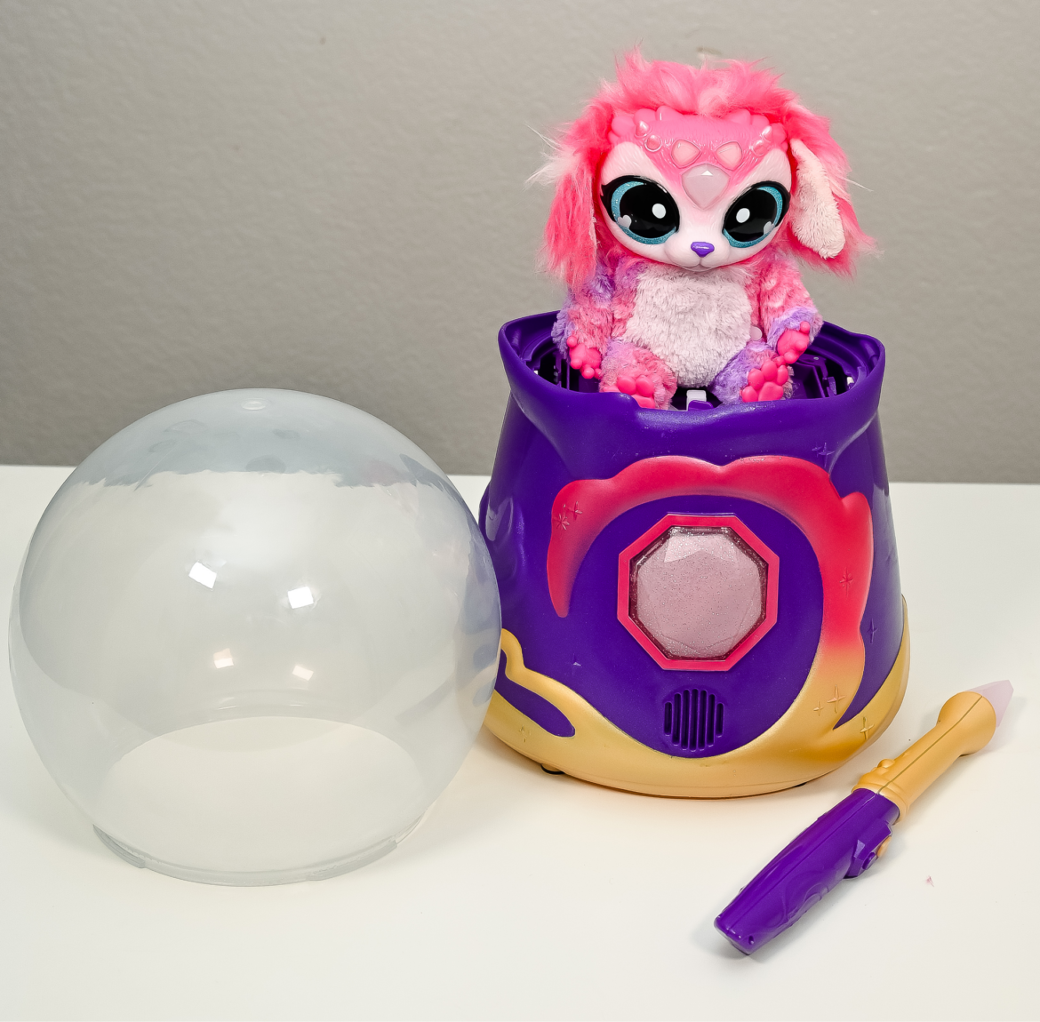 Believe in magic with the Magic Mixies Magical Crystal Ball | The